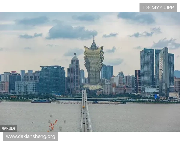 新葡京与旧葡京的历史变迁与建筑风格全面解析,带你了解澳门博彩文化的两大标志 新葡京与旧葡京的历史变迁与建筑风格全面解析,带你了解澳门博彩文化的两大标志